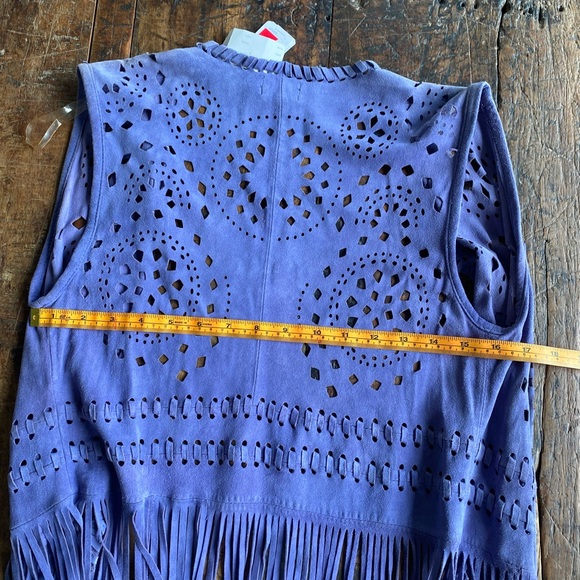 NWT Neiman Marcus CUSP purple Suede fringe vest, Sz S - Picture 12 of 13